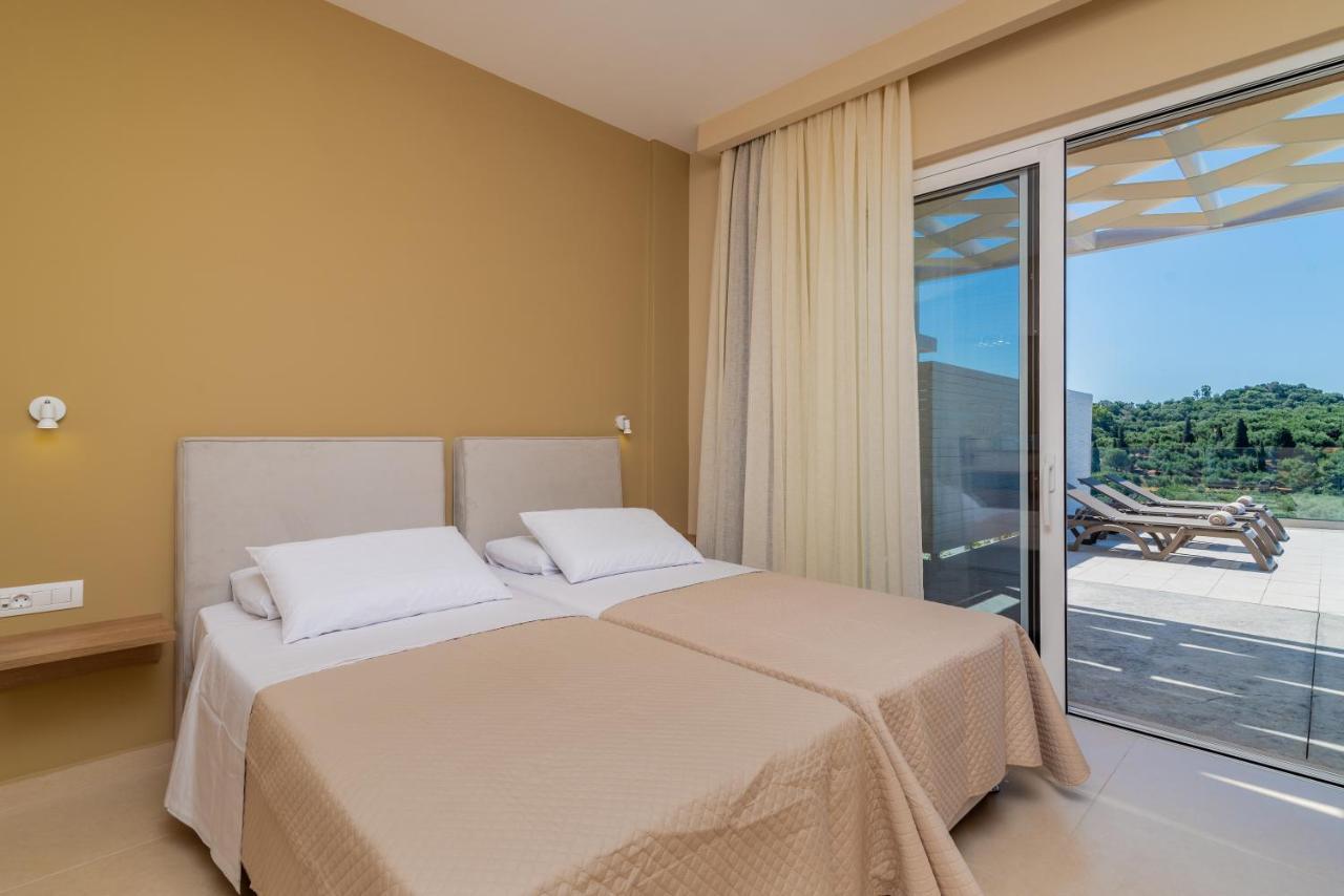 Spartakos Luxury Villa 2 Koukounariá Εξωτερικό φωτογραφία