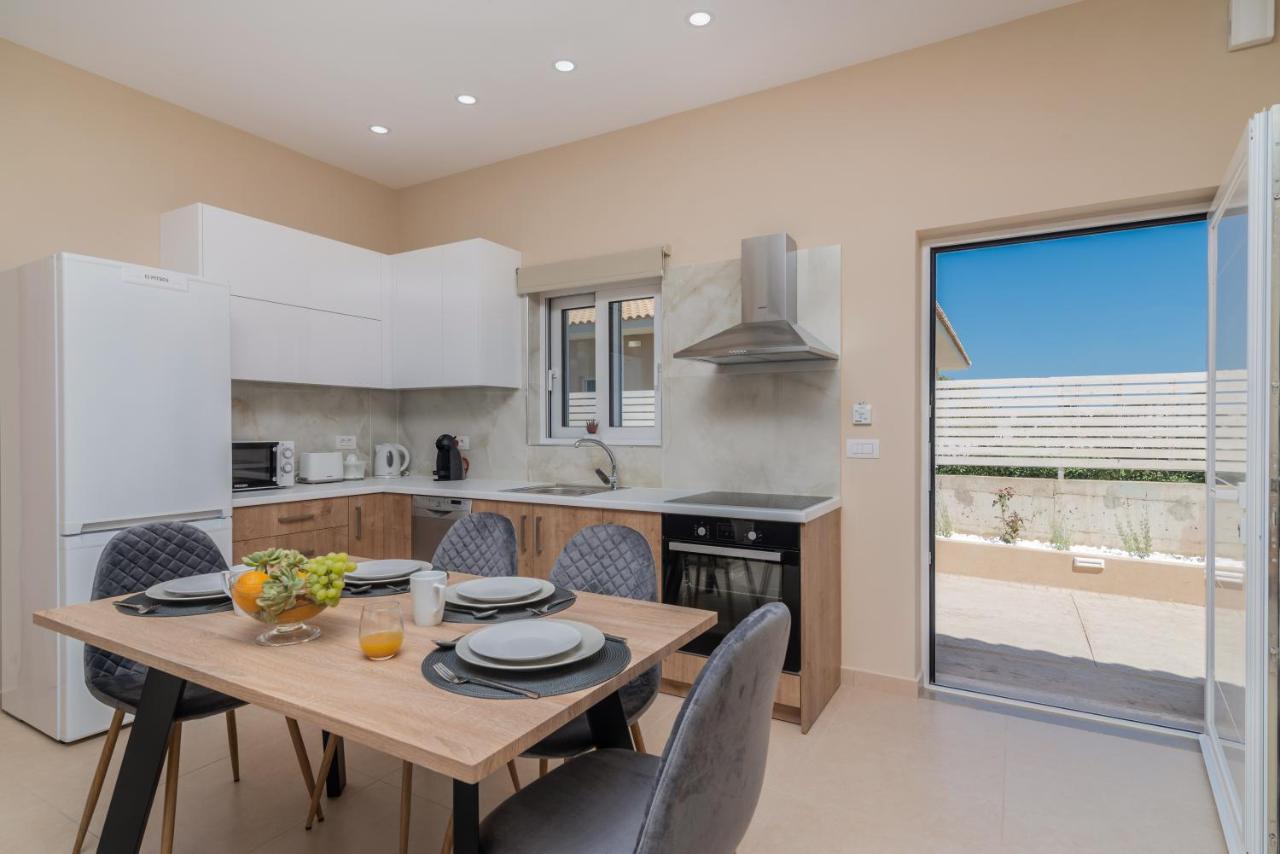 Spartakos Luxury Villa 2 Koukounariá Εξωτερικό φωτογραφία